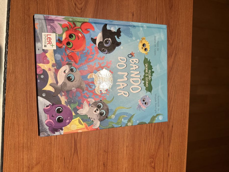 8 Livros diversos infantis