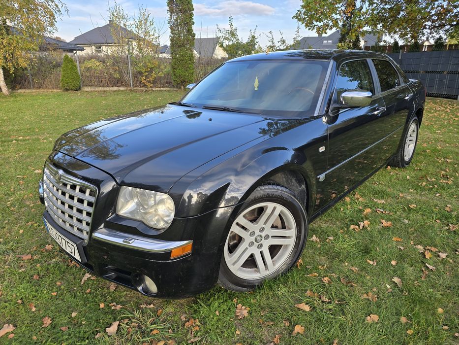Chlystrel 300c 3.0 CRD 2006r Sedan Czarny