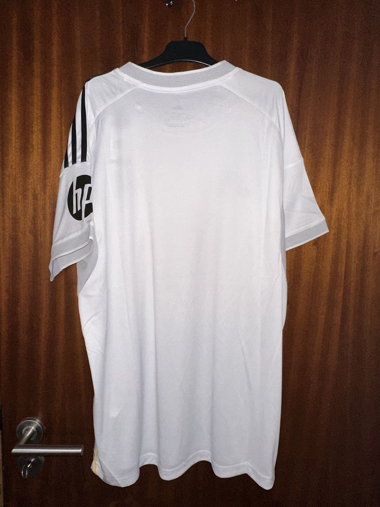 Camisola Real Madrid 2025:26