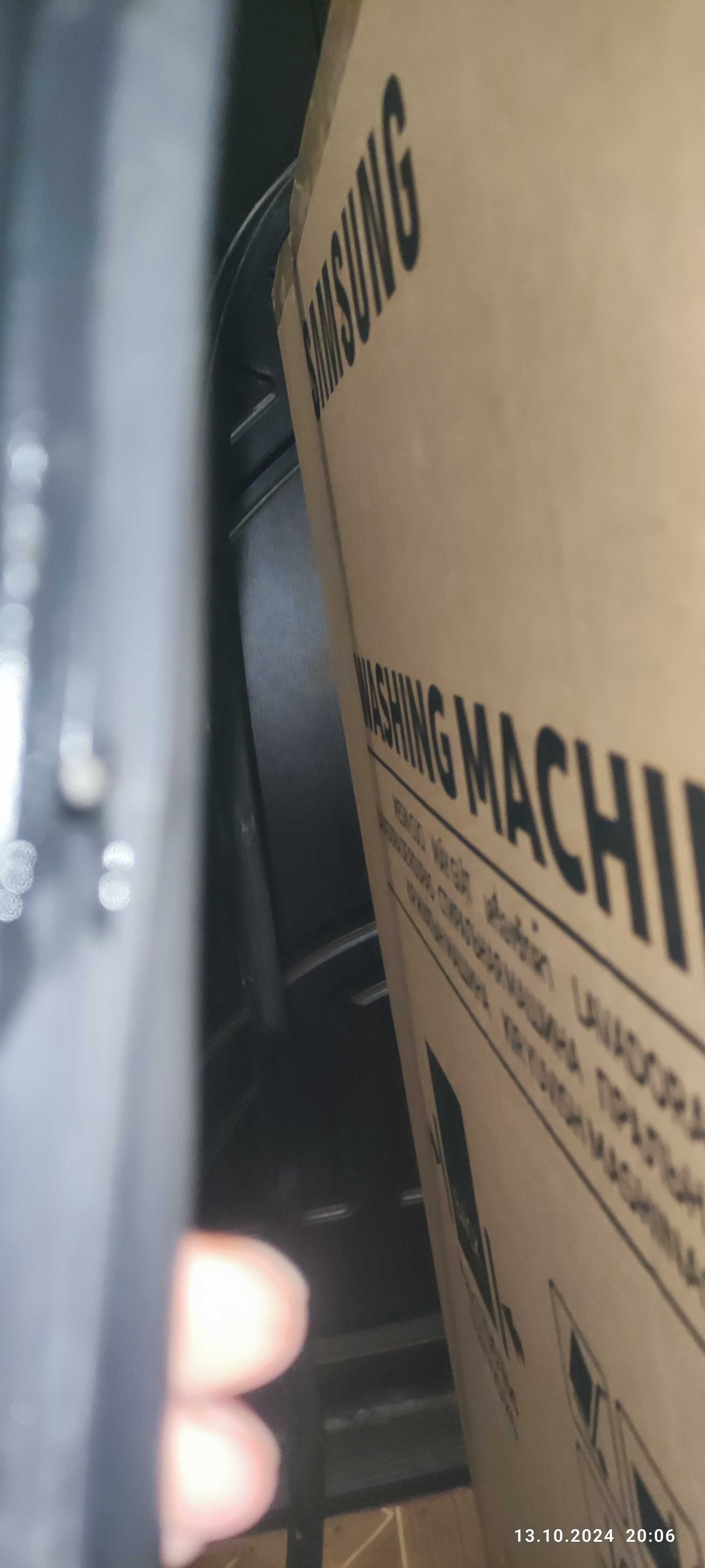 Уплотнитель правой задней двери Chevrolet Aveo