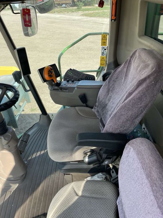 Продається комбайн Джон Дір S670 з зерновою жаткою