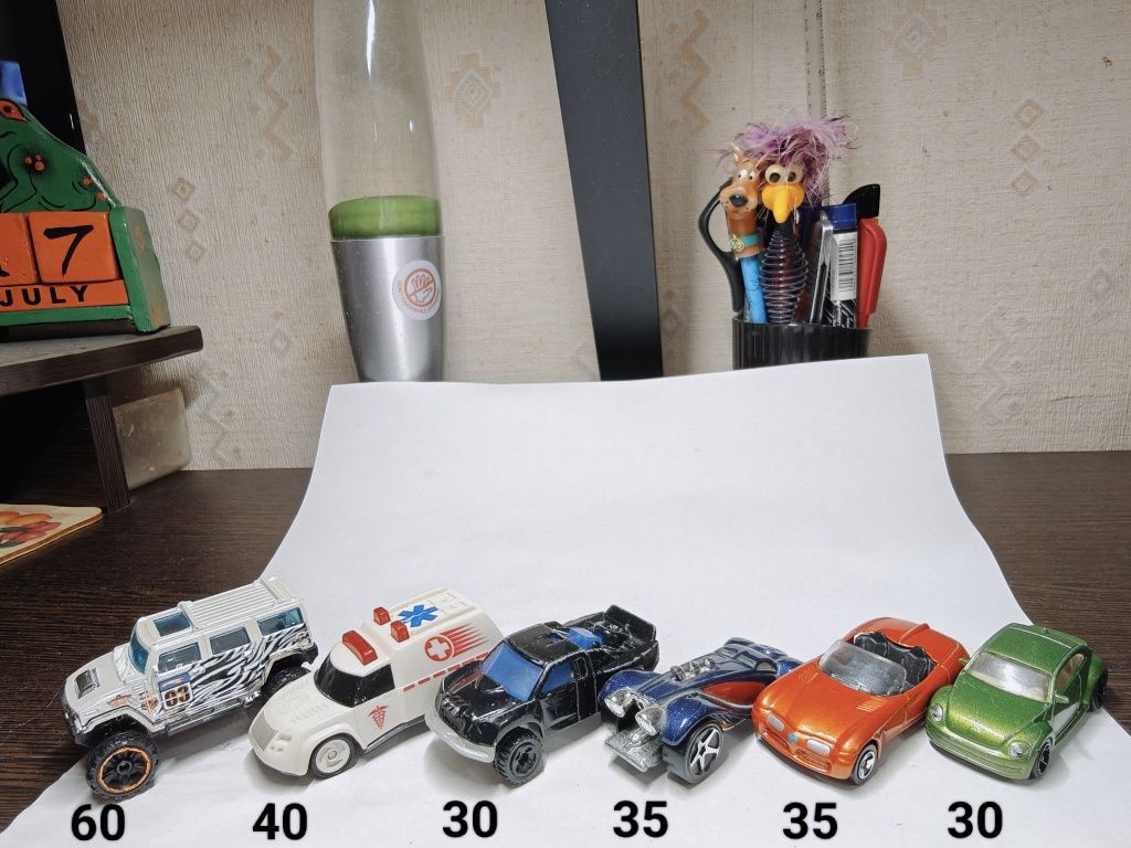 Машинки модели hot wheels matchbox siku