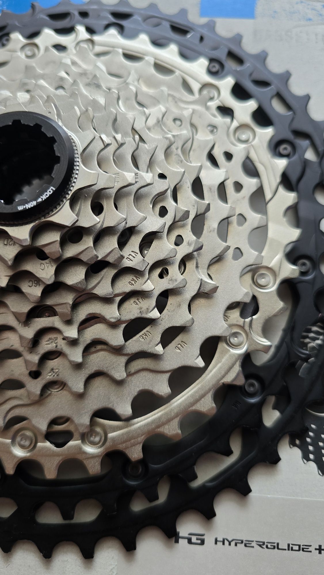 Kaseta shimano xt m8100