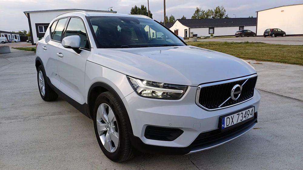 Volvo XC 40 GEARTRONIC 2.0 Navi/Full led/Kamera/AWD-4X4/Bezwypadkowy/Momentum/FULL