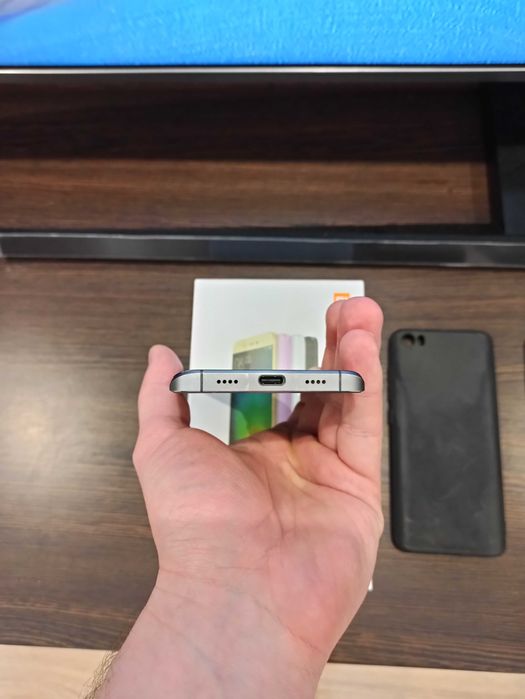 Xiaomi mi 5 пам'яті 3/32 NFC
