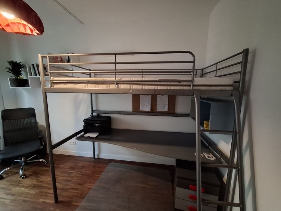 Łóżko na antresoli z biurkiem IKEA