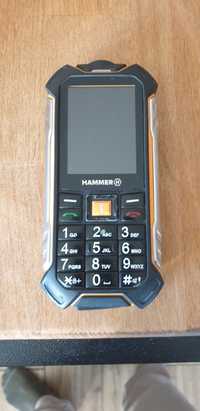 Hammer Boost pancerny telefon