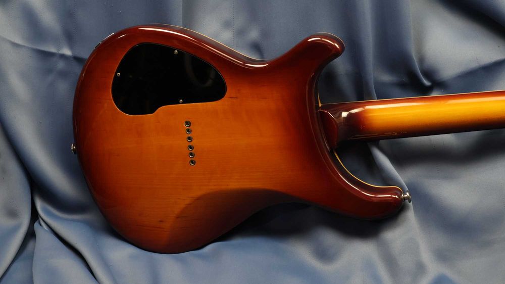 Mensinger Joker polska gitara elektryczna PRS