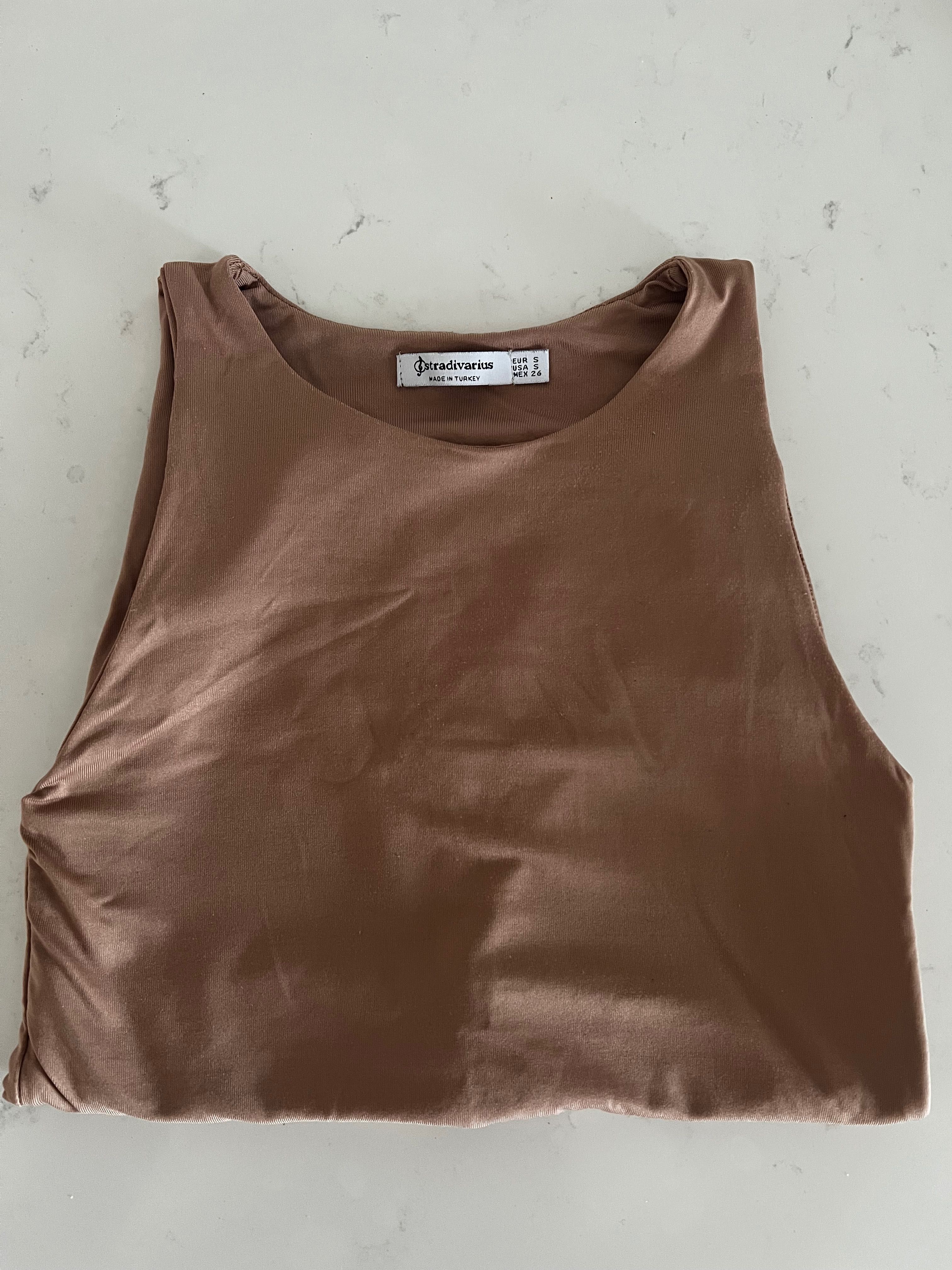 Body bege stradivarius