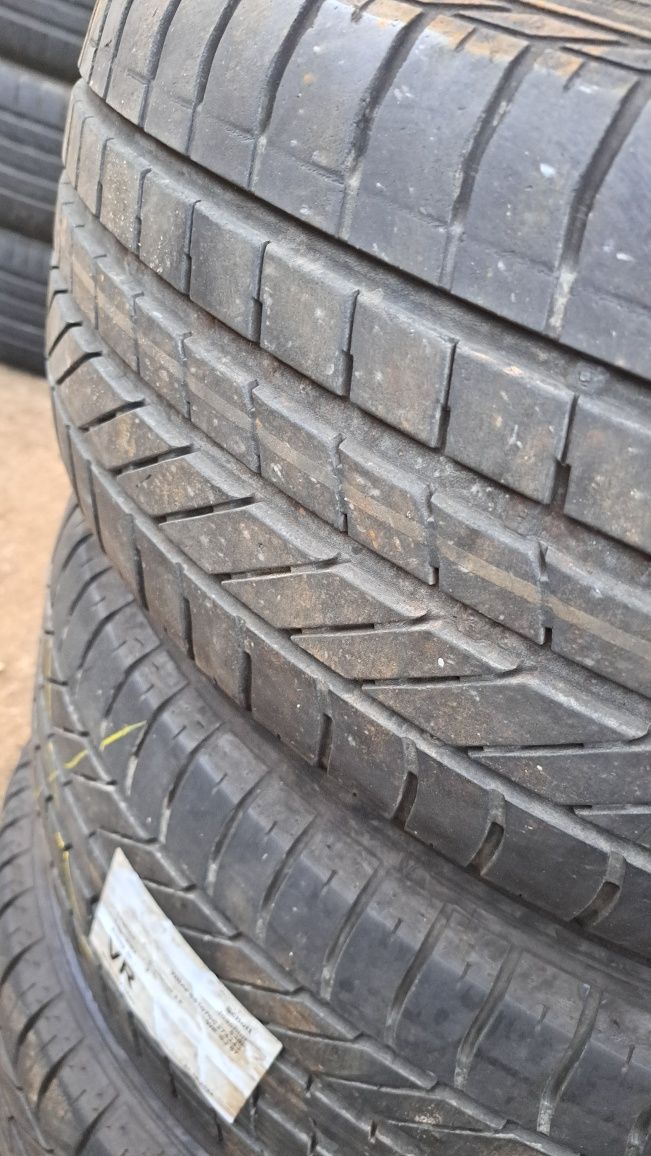 4 x goodyear 225/55 17"