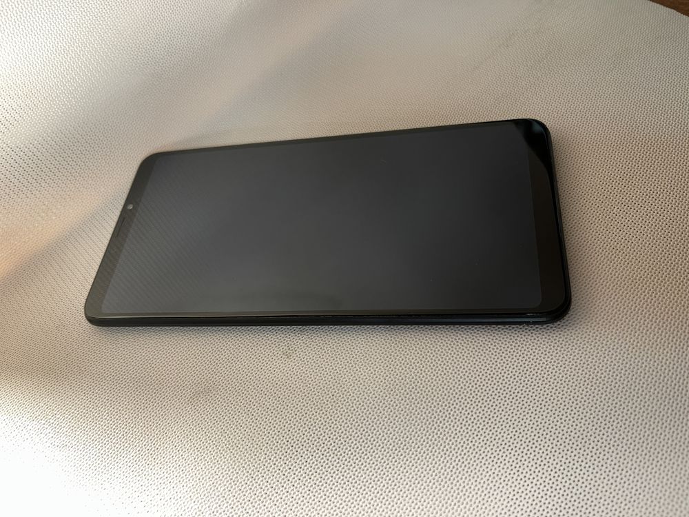 Xiaomi mi max 3 3/64 телефон, смартфон