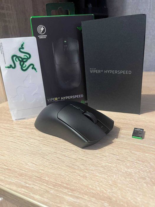 Мишка Razer Viper V3 Hyperspeed Wireless