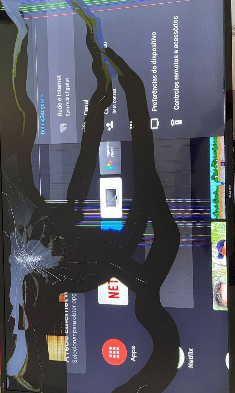 TV LCD SHARP 42” modelo 42CI5EA a funcionar com ecrã partido