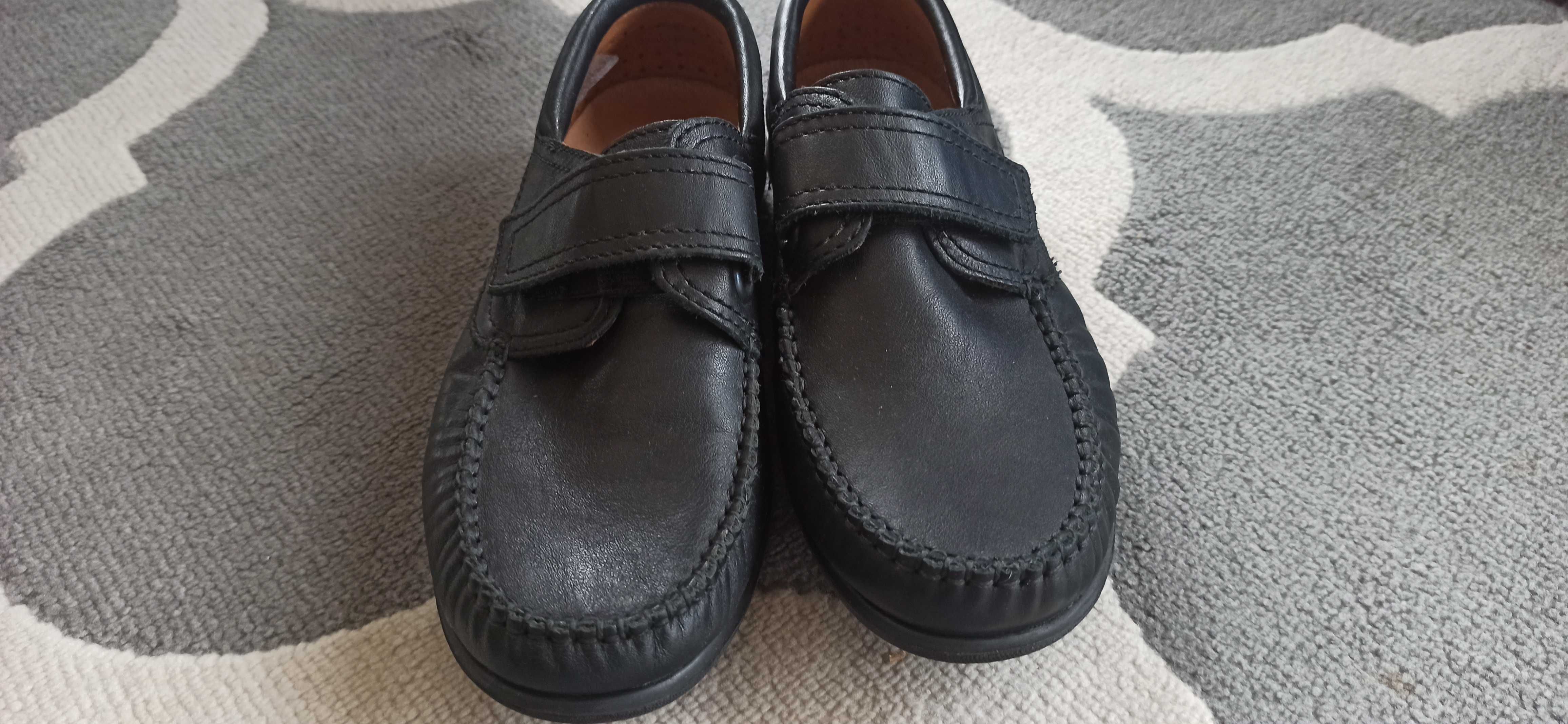 Buty czarne chłopiec mokasyny Primigi 36