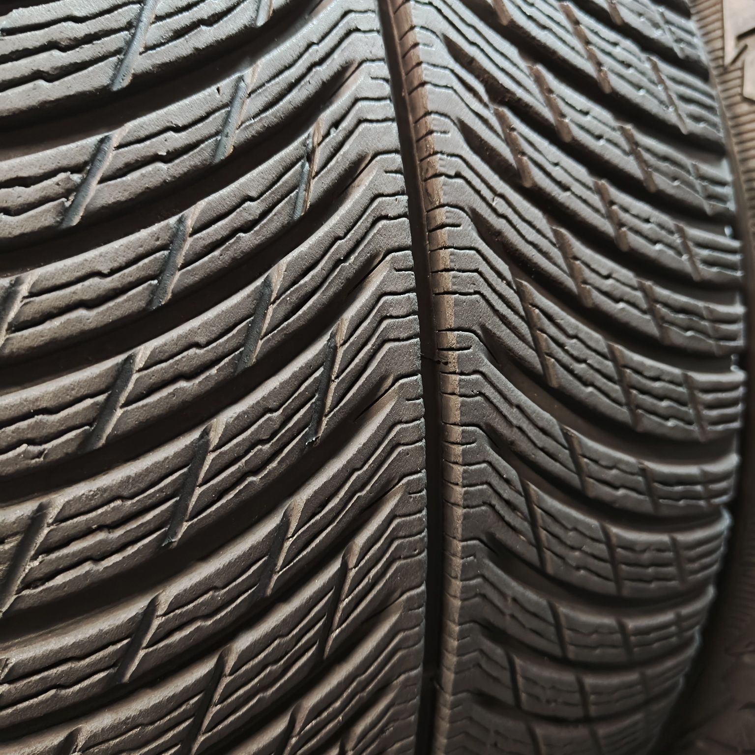 255/35/19 XL Sprzedam komplet opon zimowych Michelin
