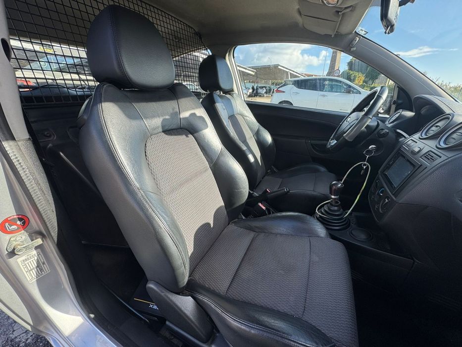 Ford fiesta sport 1.6 90cv