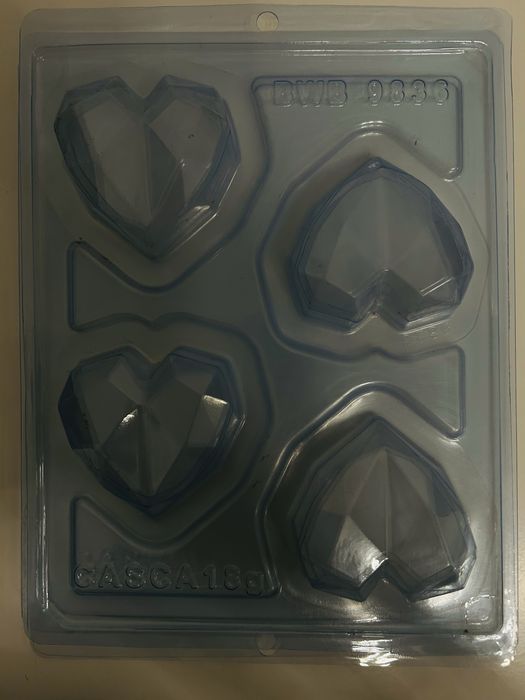 Avarios artigos para bolos w beigadeiros ovos de chocolate