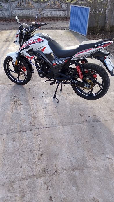 Продам Спарк 200