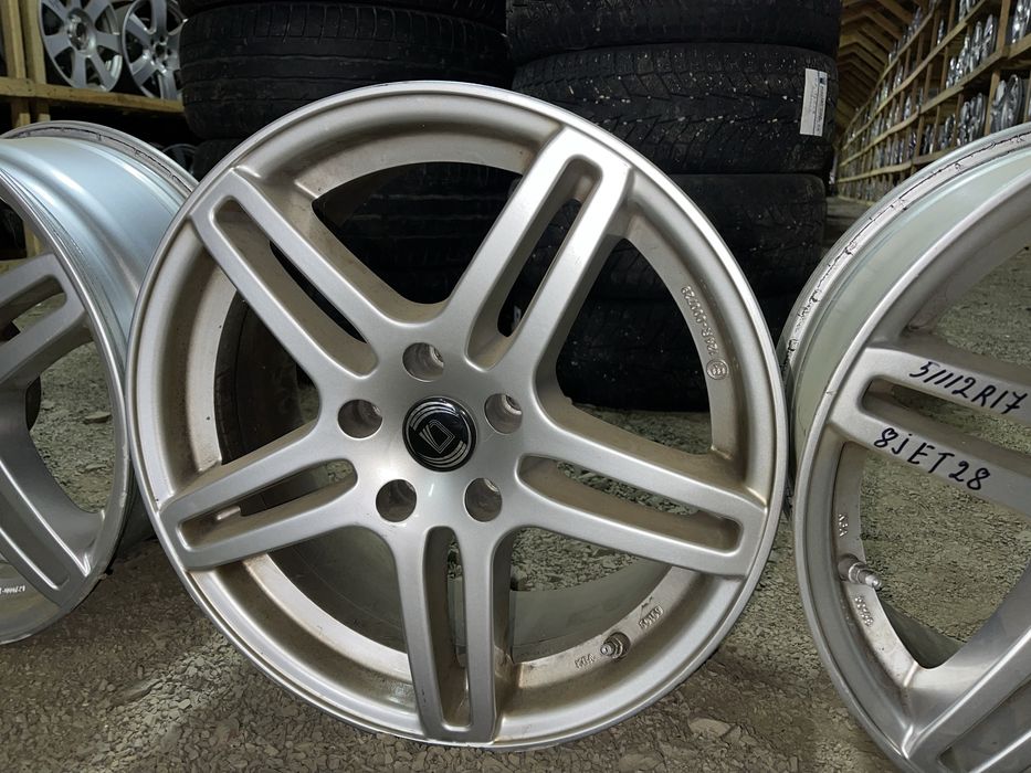 Універсальні диски 5/112 R17 8J ET28 гарний дизайн, стан супер