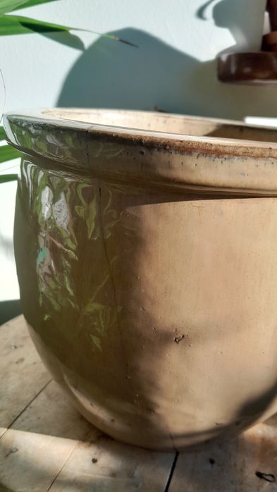 Ceramiczna, gliniana donica, doniczka