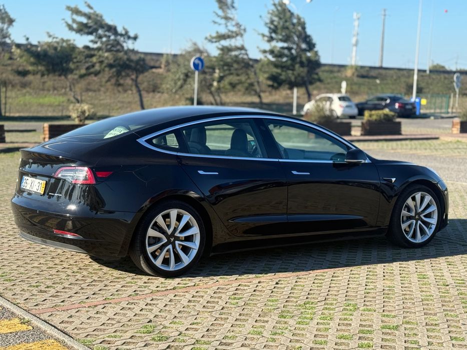 Tesla 3 dual motor longrange