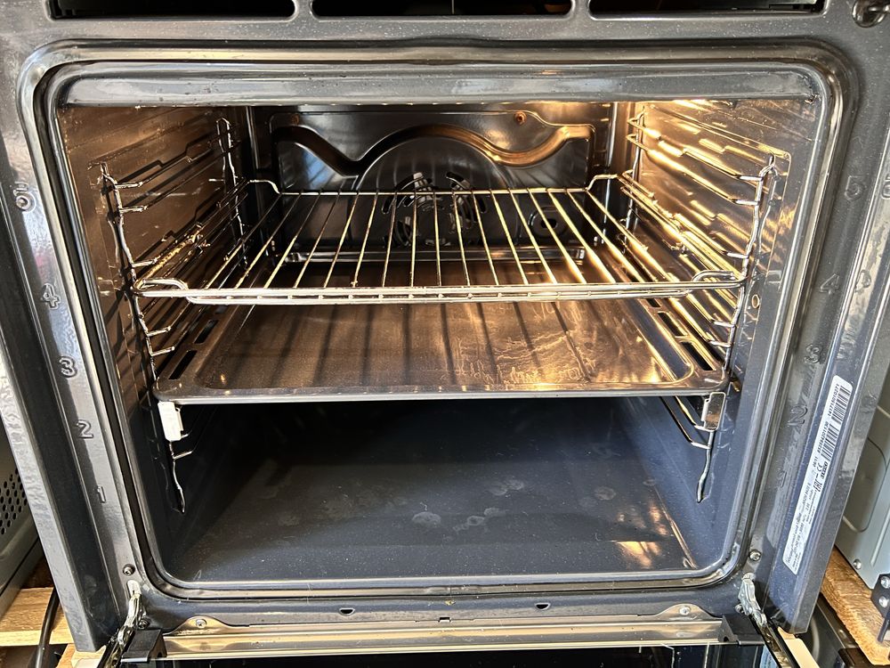Духовка Whirlpool 6 sense, Cook 3 (Італія)