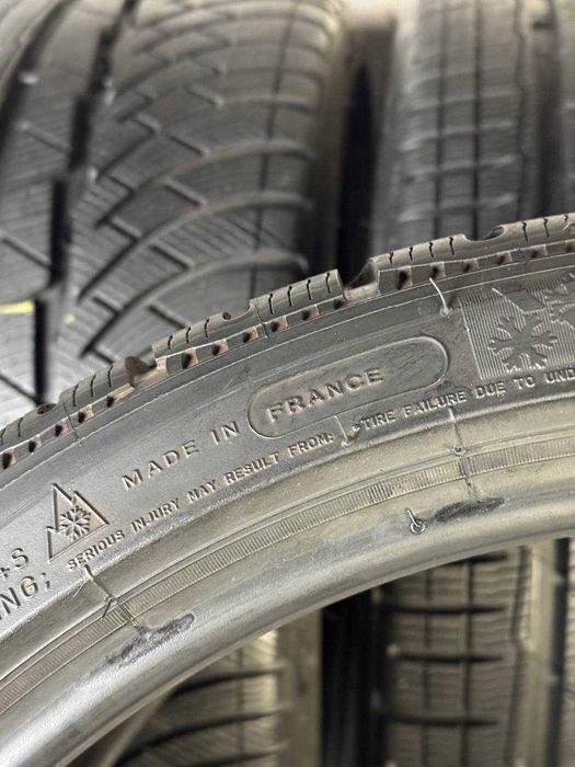 235/35/19 R19 Michelin Pilot Alpin PA4 91V 4шт Зимова шина 8+мм
