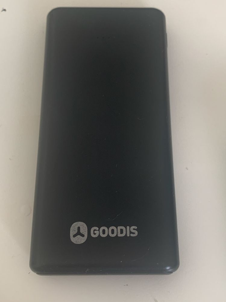 Powerbank e um nokia como novos