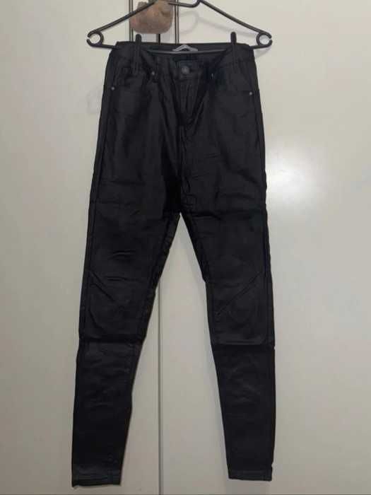 Czarne spodnie • lateksowe • XS/S • obcisłe