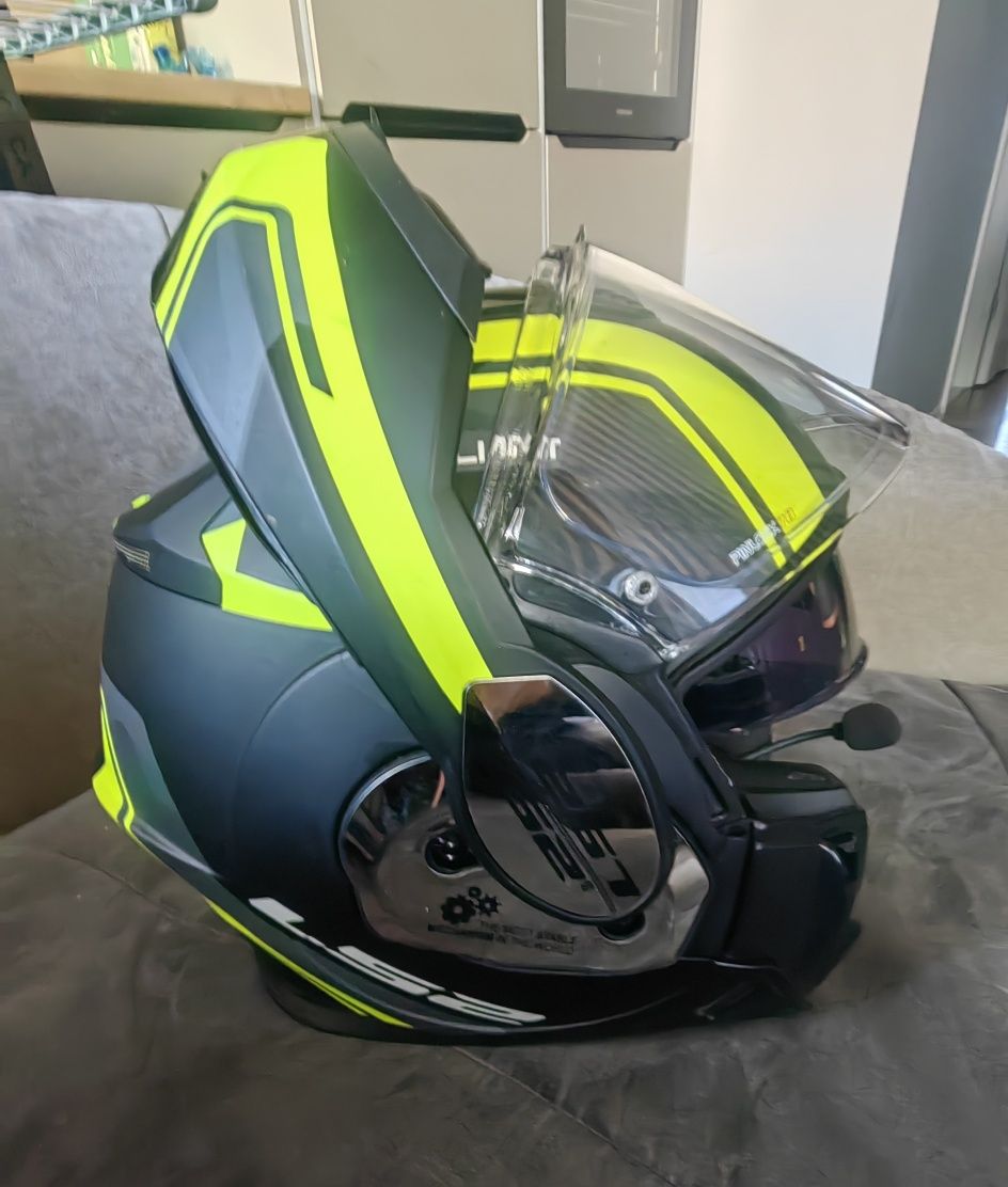 Kask motocyklowy LS2 ff 901 rozm M