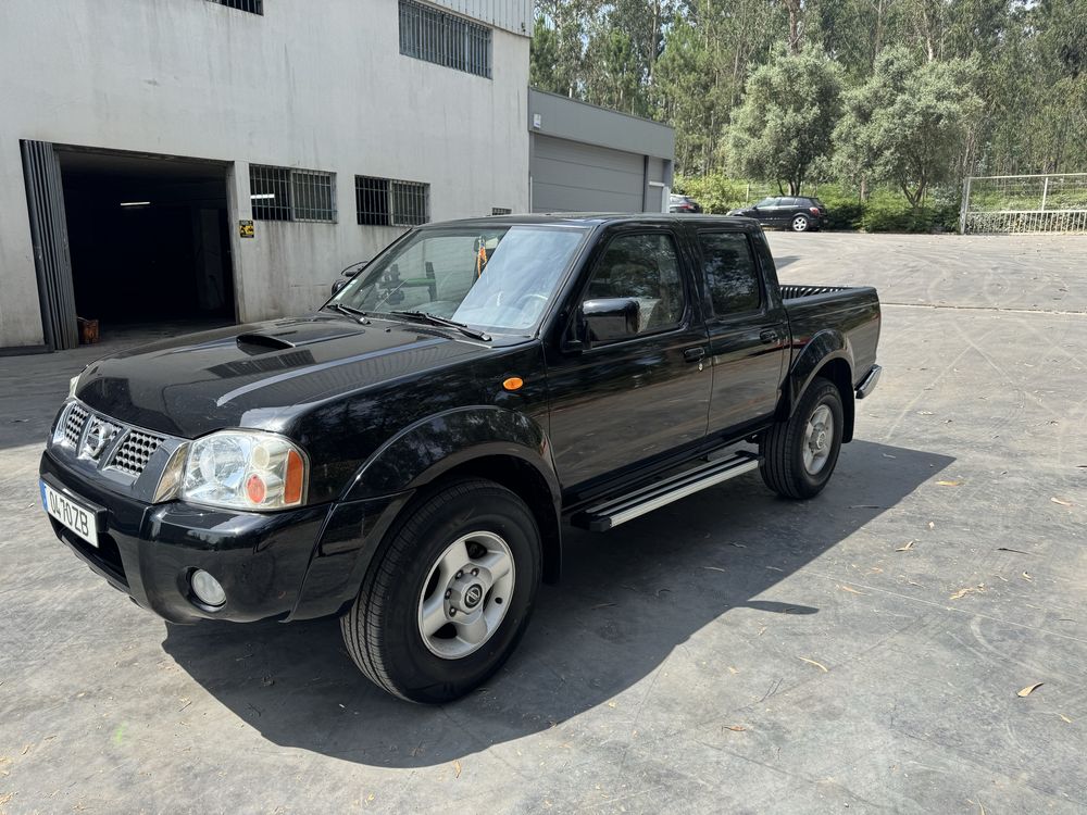 Nissan navara 2.5di