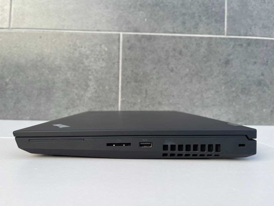 Lenovo ThinkPad P15 G1/i7-10850H/32Gb/512Gb M2/15.6" IPS/ T1000 (4Gb)