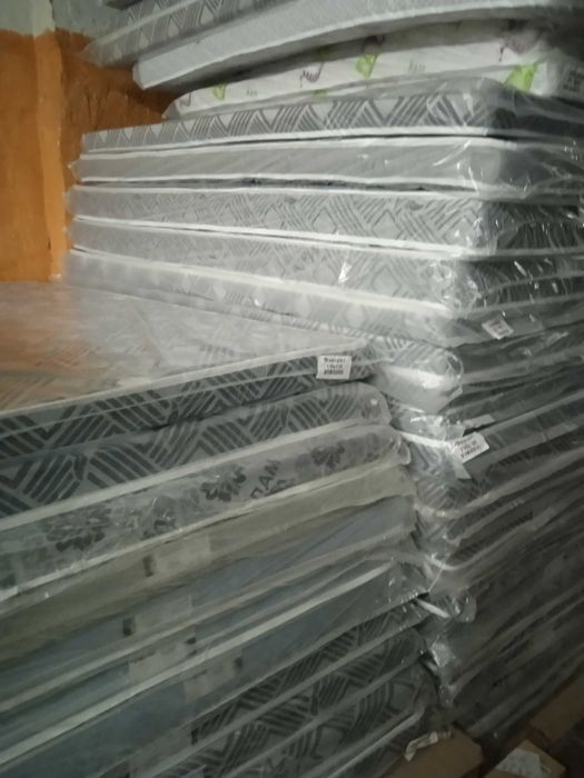 Купити матрас на диван,топер 7см,є в наявності Київ,доставка