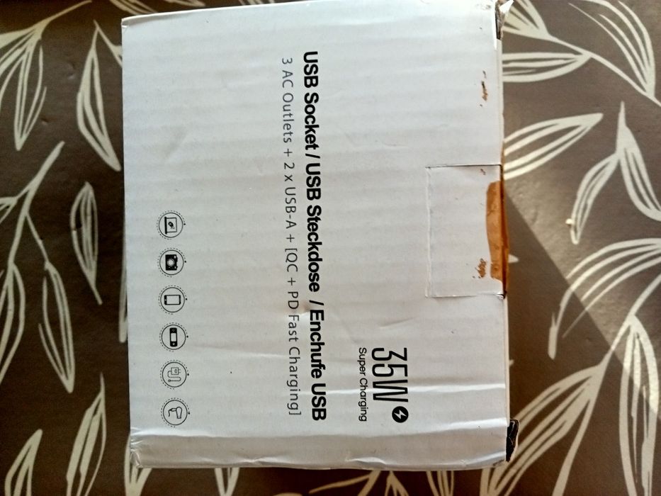 Listwa zasilająca LENCENT PA037EU-2A2C 7 gniazd wtym 2x Usb A, 2x Usb