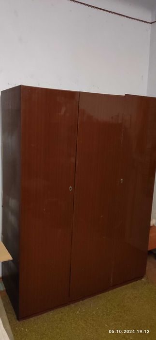 Шифоньер без антресолі