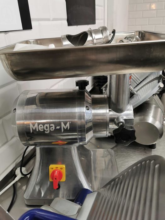 Wyposażenie stoiska mięsnego