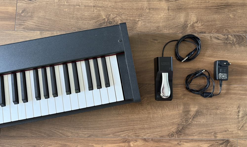 Korg D1 Цифрове піаніно