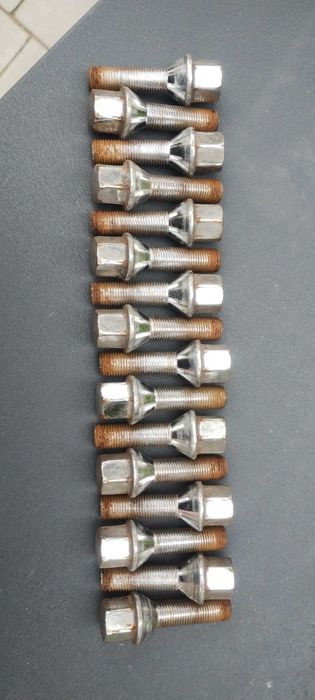 Felgi aluminiowe 15 4x108 Citroen Peugeot plus śruby