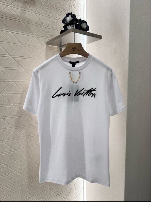 футболка в стилі louis vuitton