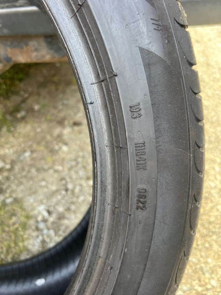 Opona Pirelli Powergy 255/40/r20