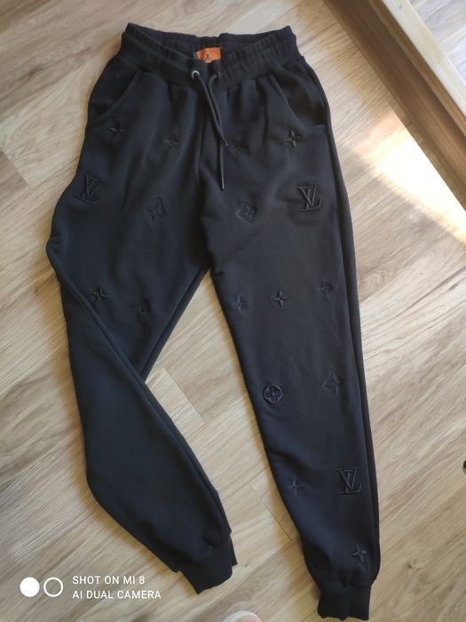 Костюм Louis Vuitton