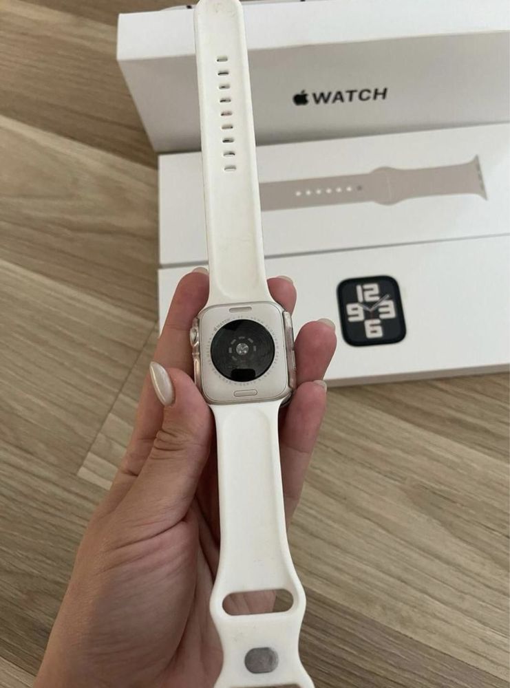 Годинник Apple Watch SE 40mm