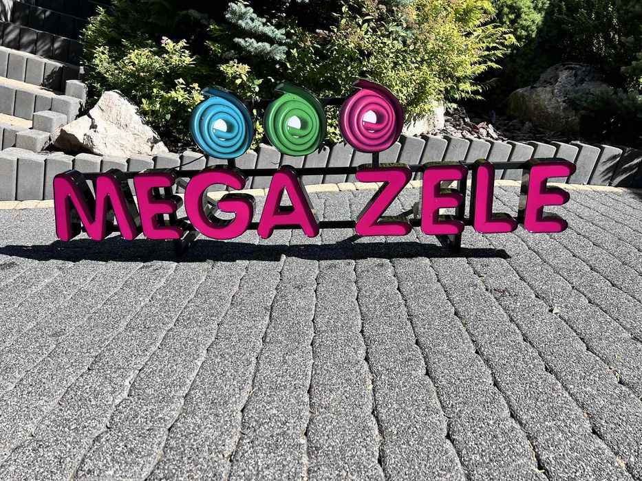 sprzedam regały na mega żele + napis podświetlany