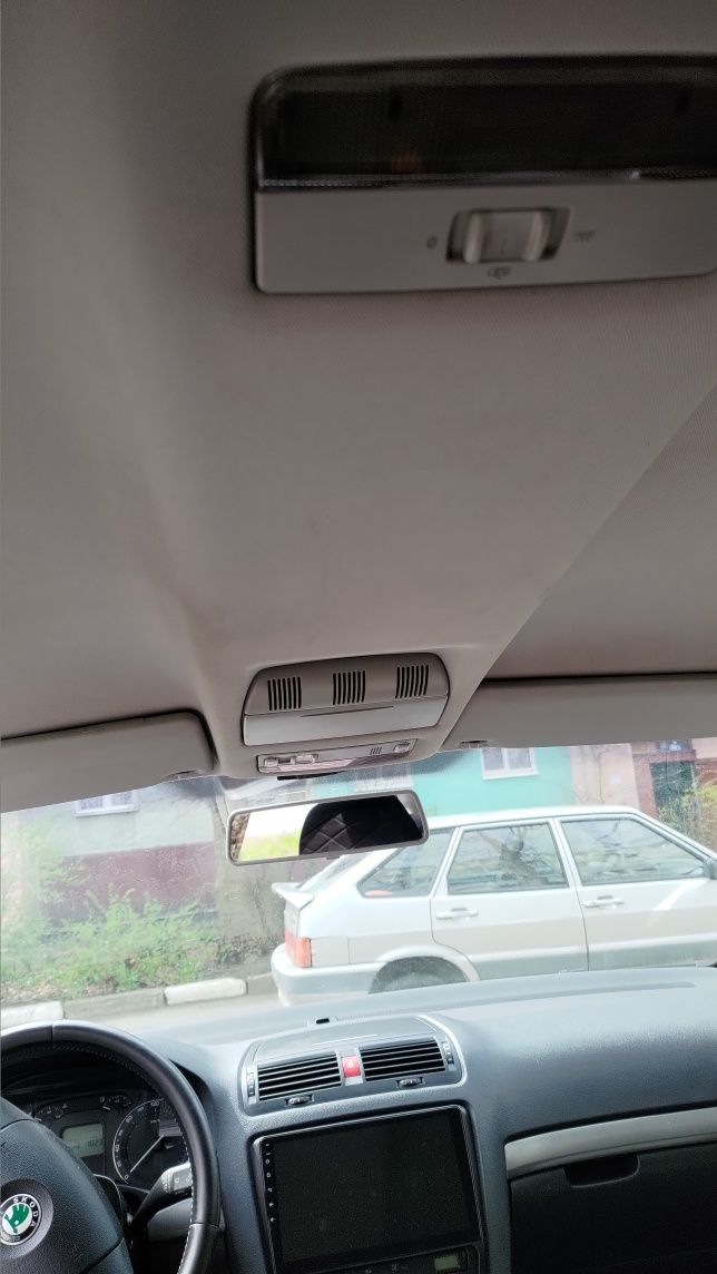 Шкода Октавия А5, 2л. бензин, автомат