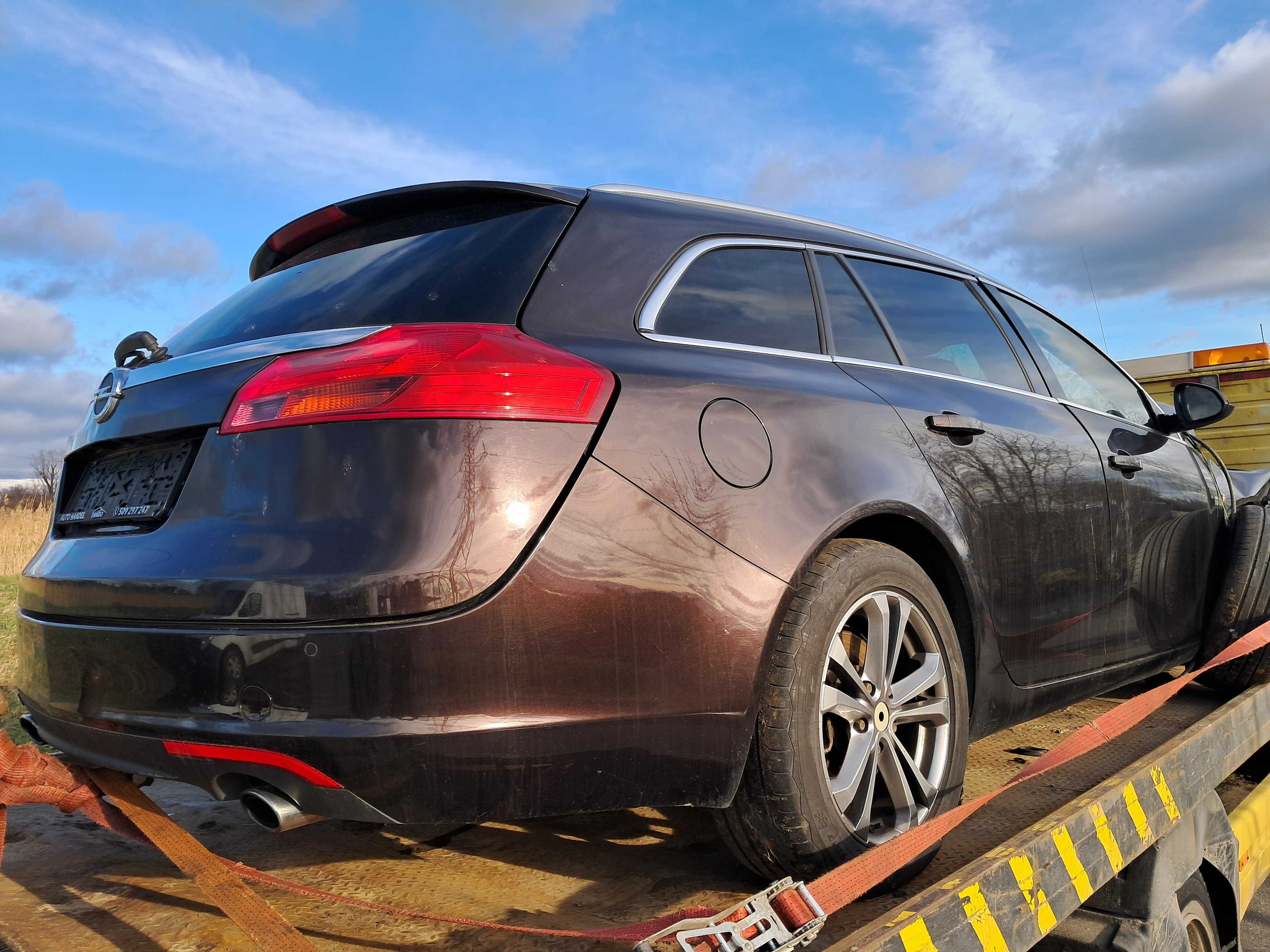 Opel Insignia A Kombi 4x4 na Części 2.0cdti Skóra Alufelgi 17 EU Full