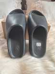 Adidas_YeezySlide_Czarny Buty_Klapki_Moda Rozmiar. 40