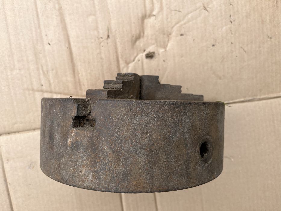 Uchwyt tokarski 247mm