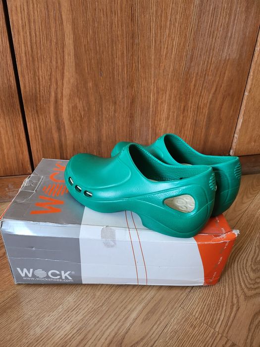WOCK crocks tamanho 36