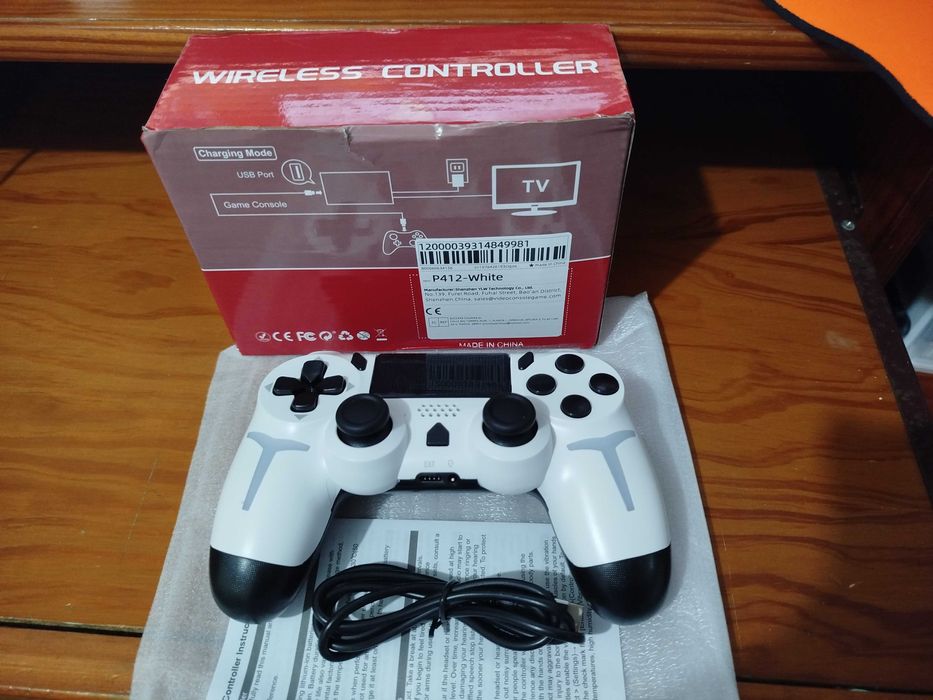 Comando NOVO PS4, PS3 e PC sem fios wireless Bluetooth, cabo incluído