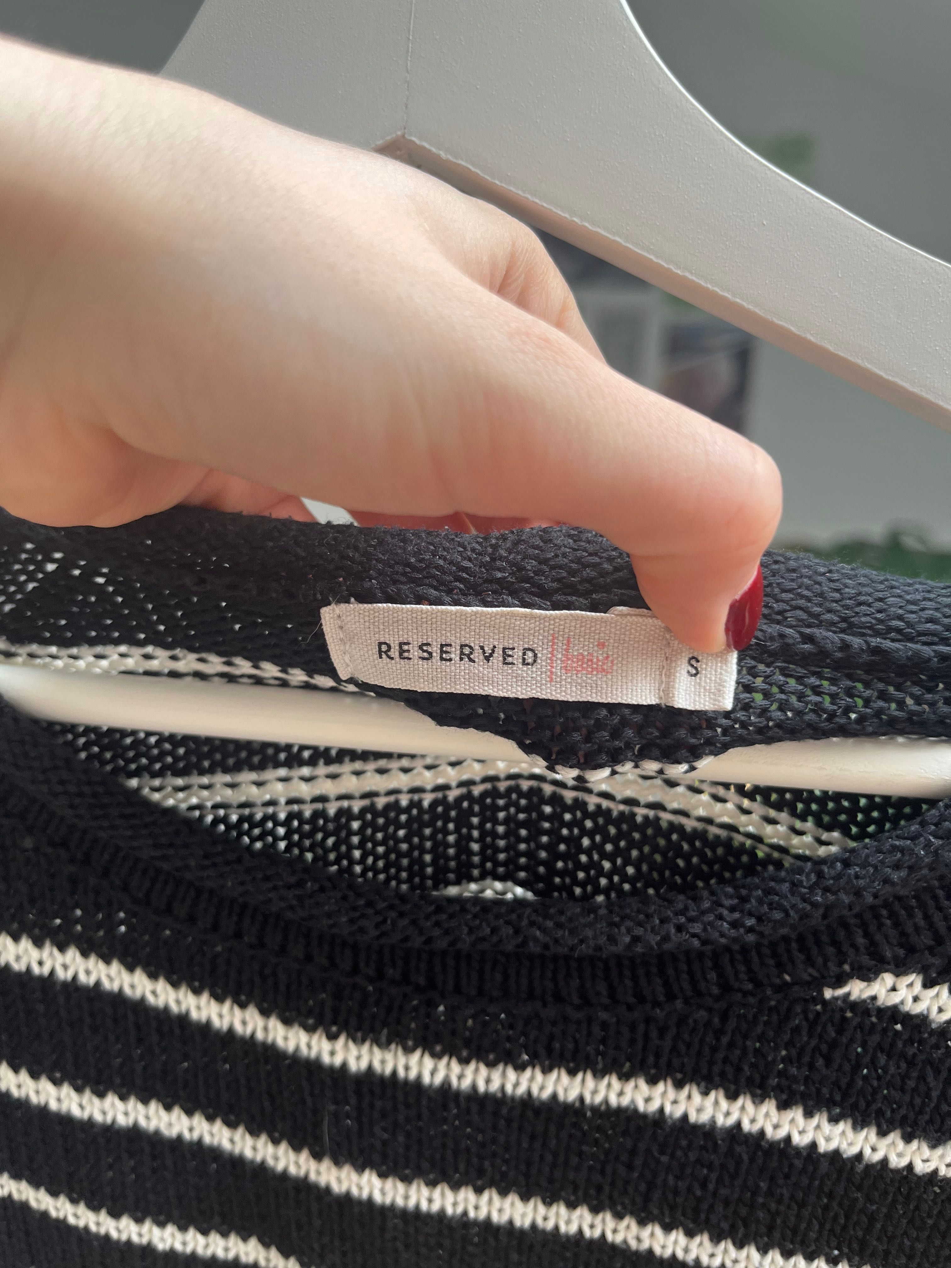 czarny sweter w białe paski rękaw 3/4 S